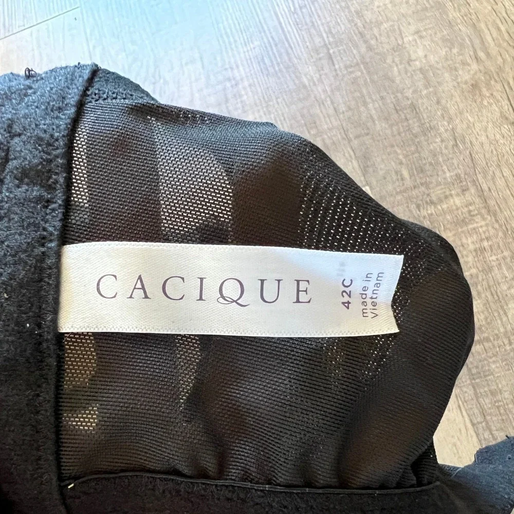 Cacique Black Lace Sheer Mesh Lightly Lined Balconette Bra 42C Longline 5228